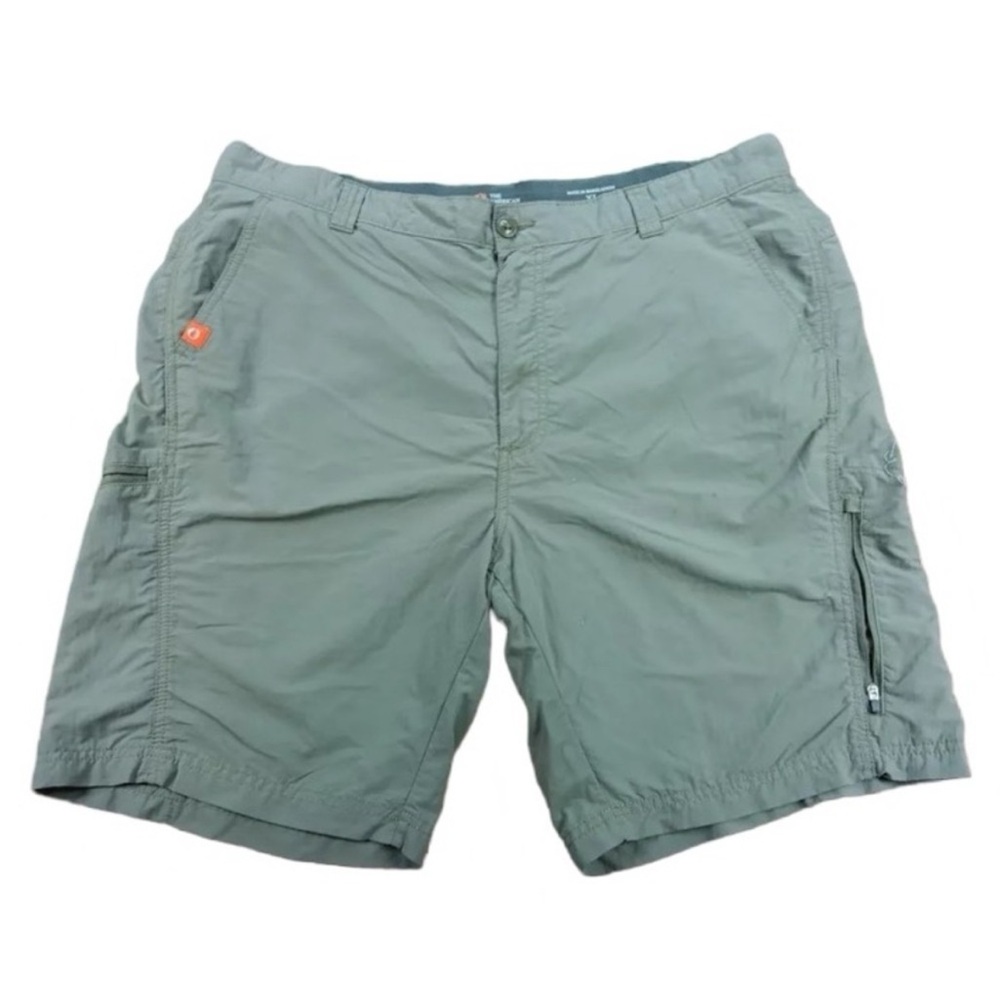 The American Outdoorsman Tactical Shorts Olive Green Men’s Size XL.